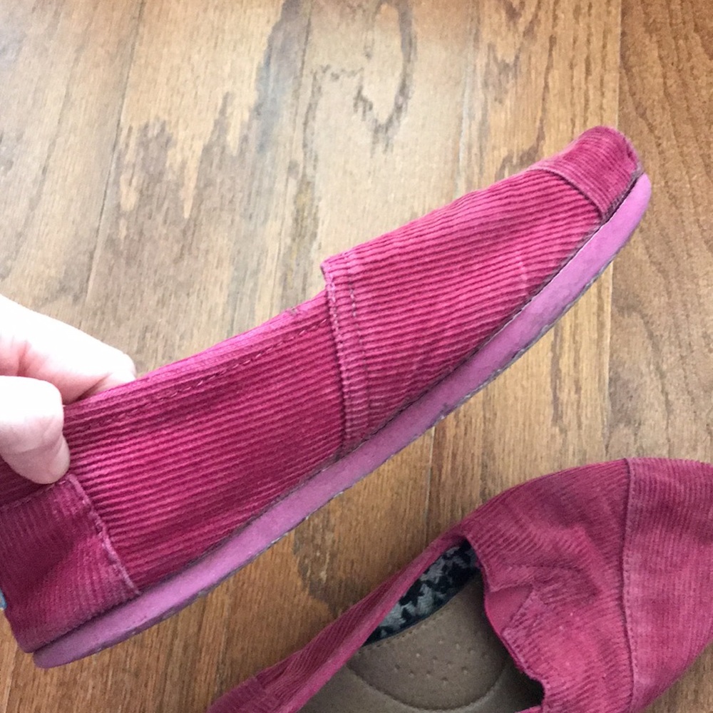 Pink Corduroy Toms - Picture 13 of 15